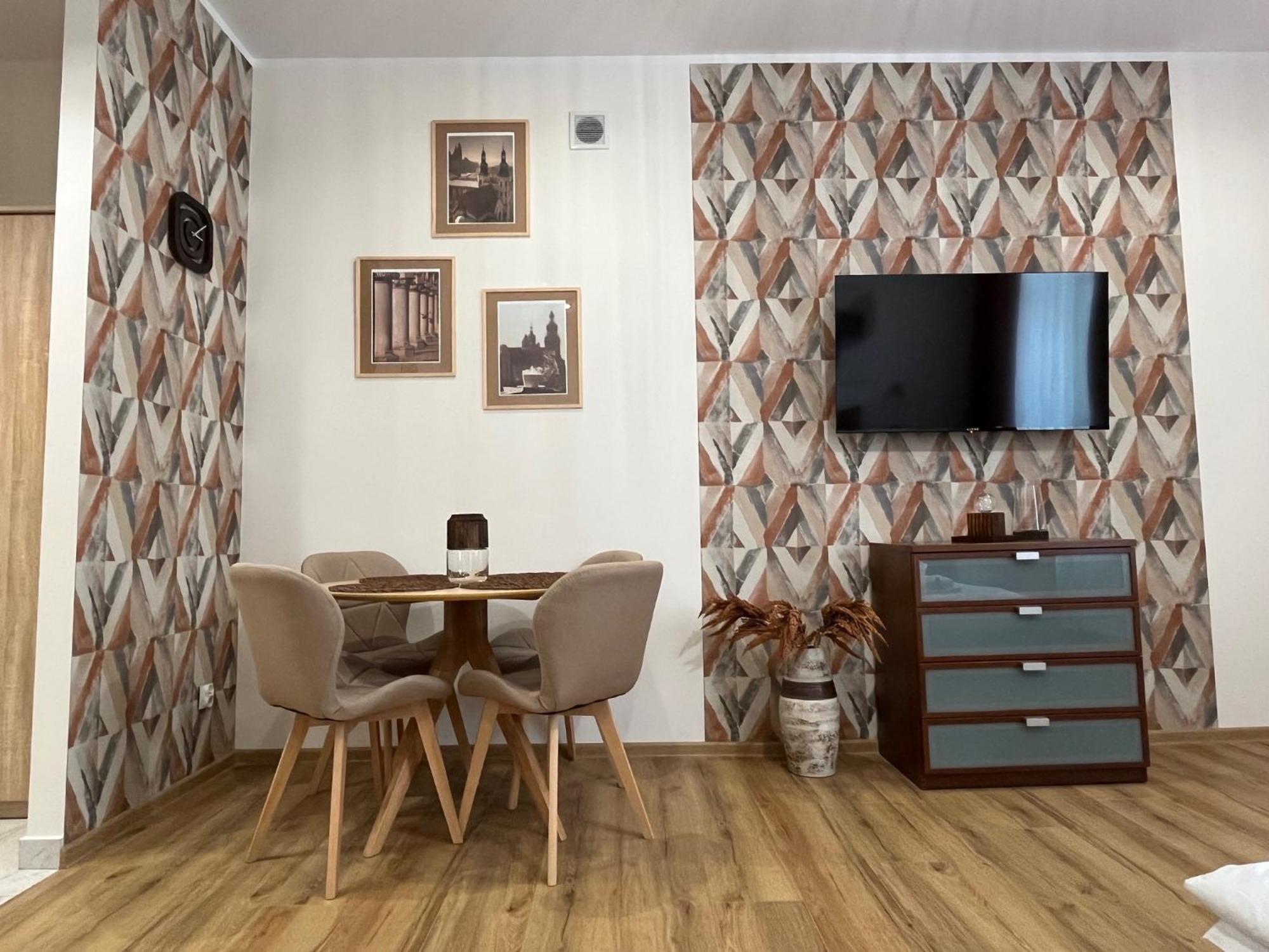 St. Cross Apartment Краків Екстер'єр фото