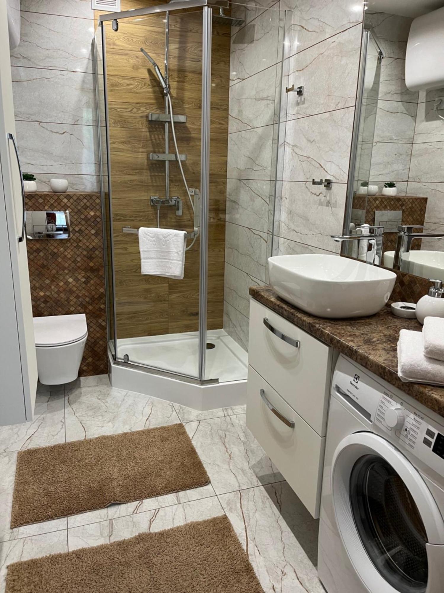 St. Cross Apartment Краків Екстер'єр фото
